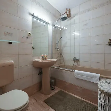 Apartment Moretti Apartman Erlau